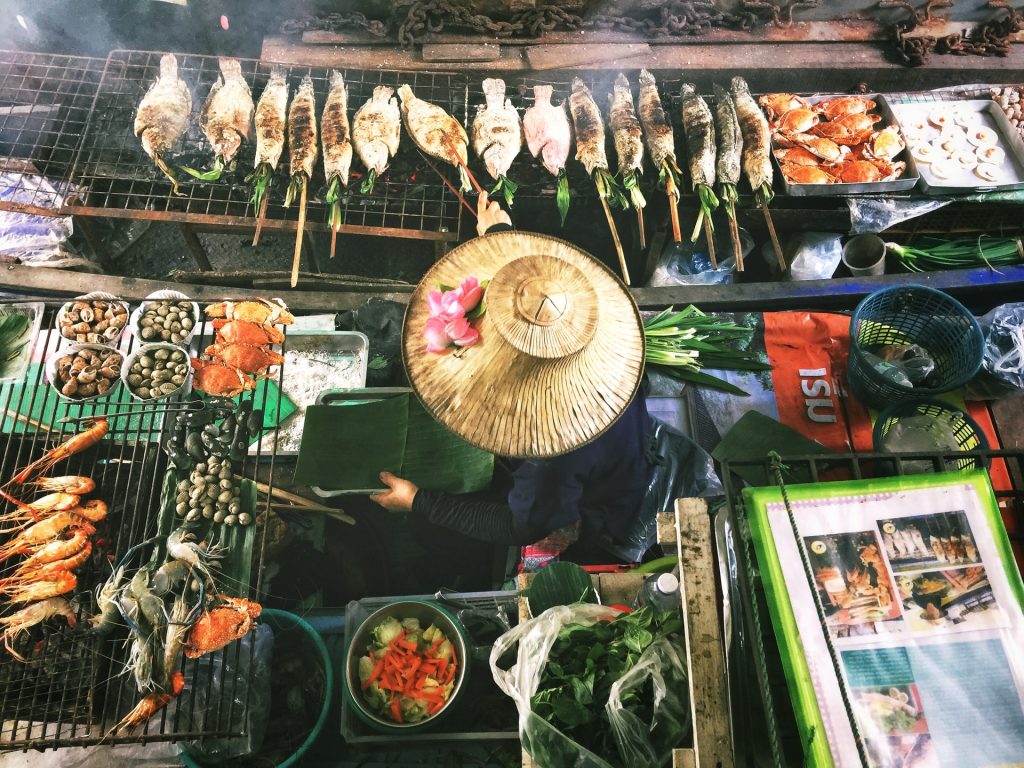 השוק הצף בבנגקוק