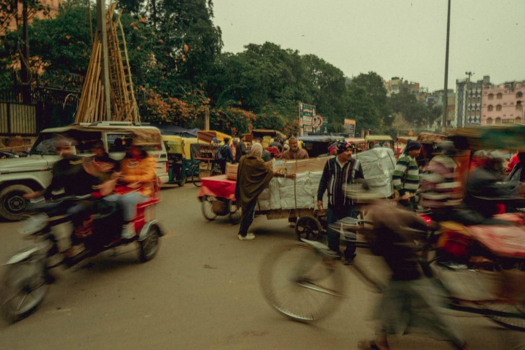 רחוב עמוס בדלהי - הודו